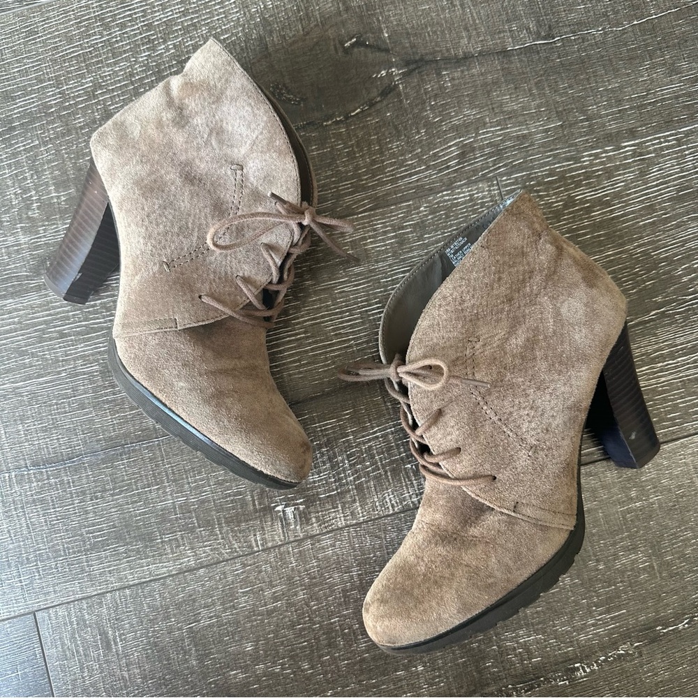 White Mountain Taupe Suede Ankle Boots with Lace-Up Design